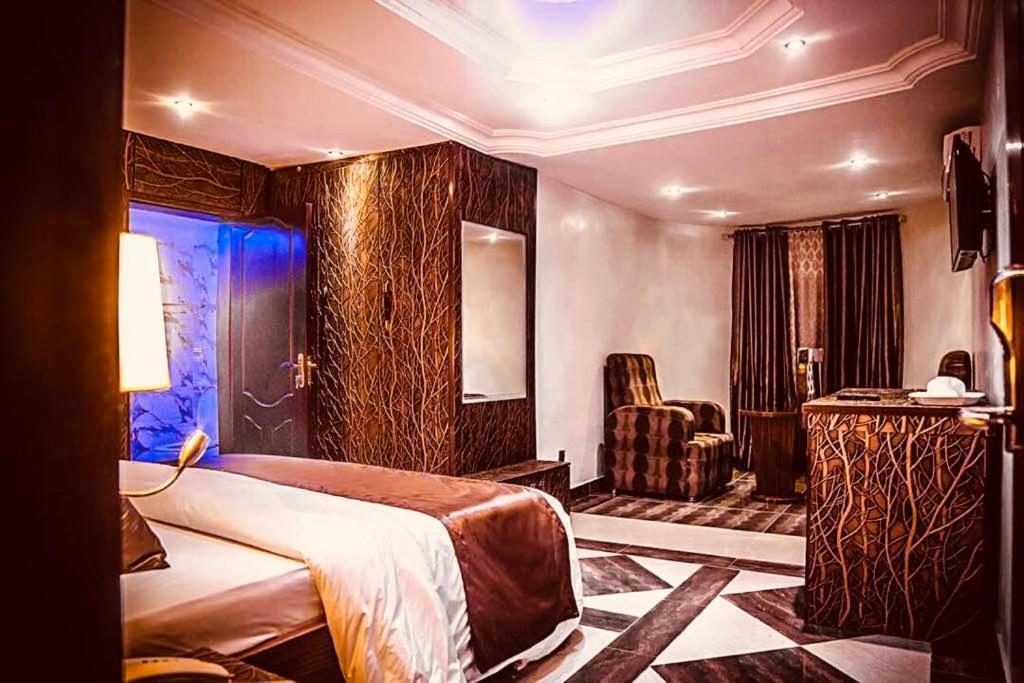 E-Suites Hotel, Абуджа Экстерьер фото