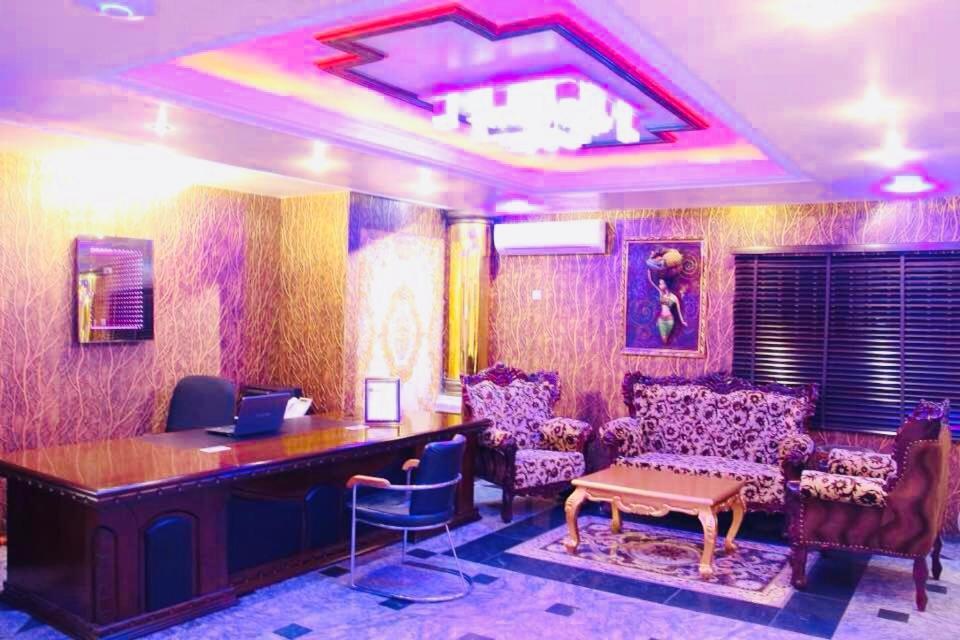E-Suites Hotel, Абуджа Экстерьер фото