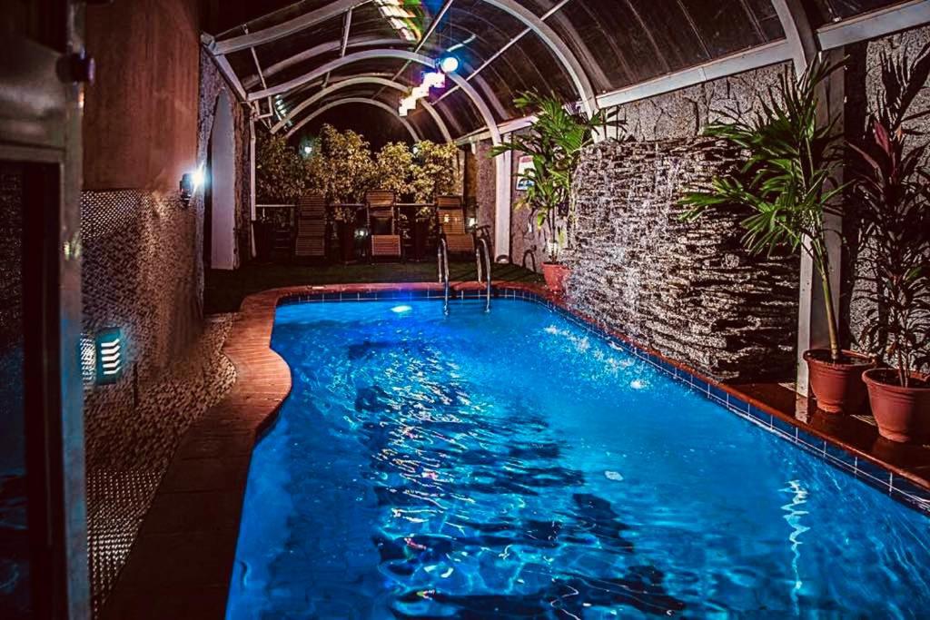 E-Suites Hotel, Абуджа Экстерьер фото